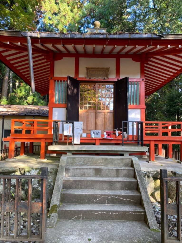 談山神社の恋神社